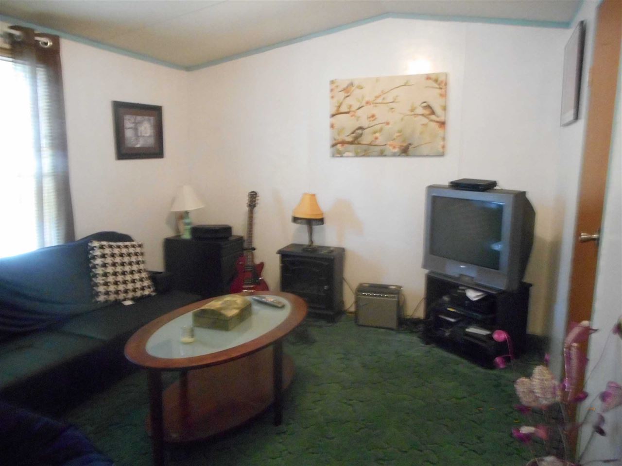 139 Rockingham Road, Unit 8 Derry, NH 03038 - Photo 9 of 14