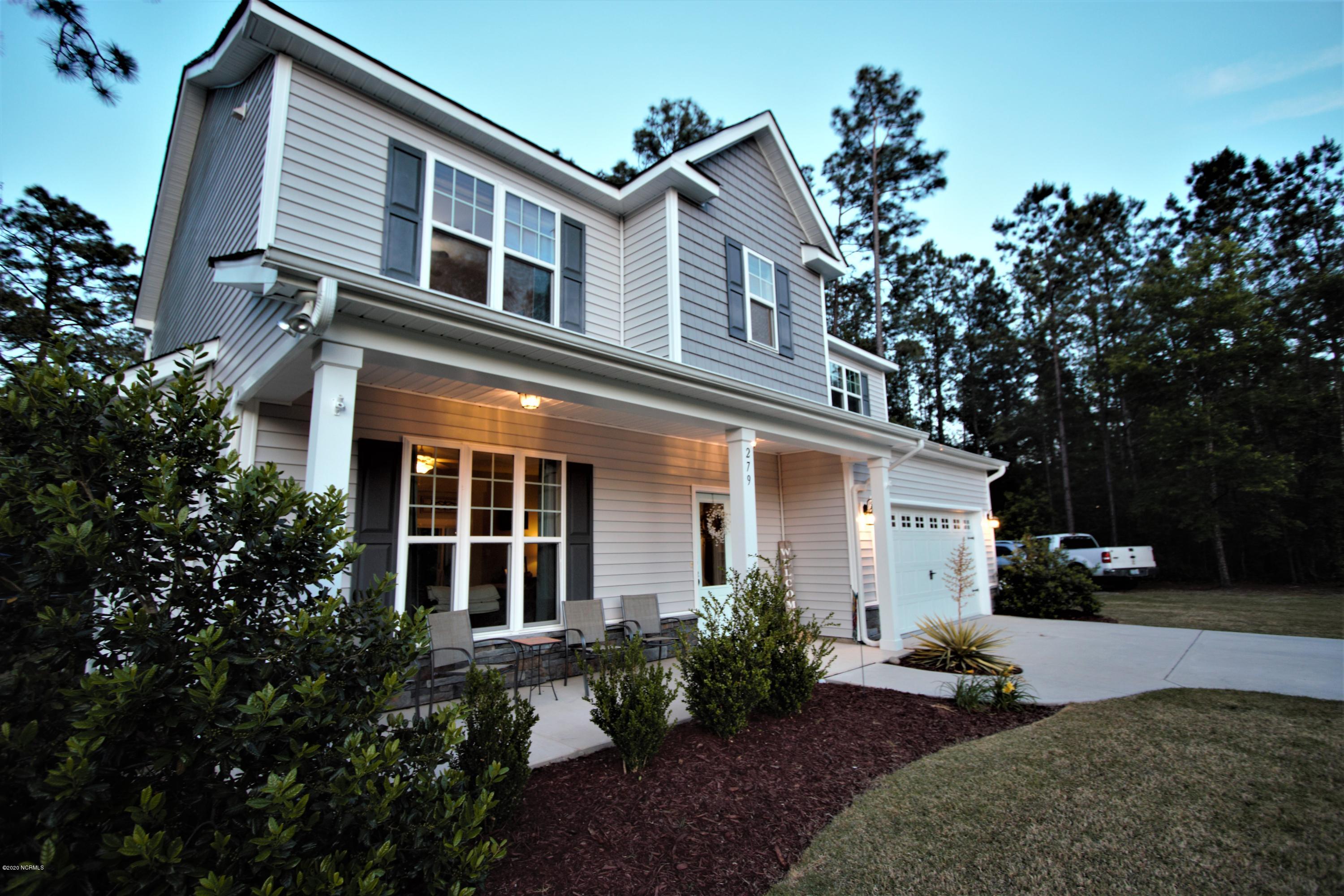 279 Harrison Creek Road Rocky Point, NC 28457 - Photo 5 of 52 IMG_7925 (2)