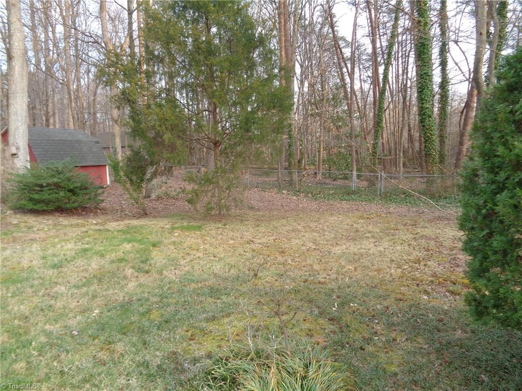 2005 Three Meadows Road Greensboro, NC 27455 - Photo 22 of 23 Gallery Image 22