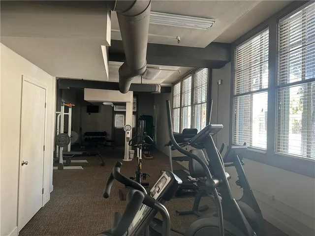 $1,600 | 1111 South Peters Street, Unit 313, New Orleans, LA 70130