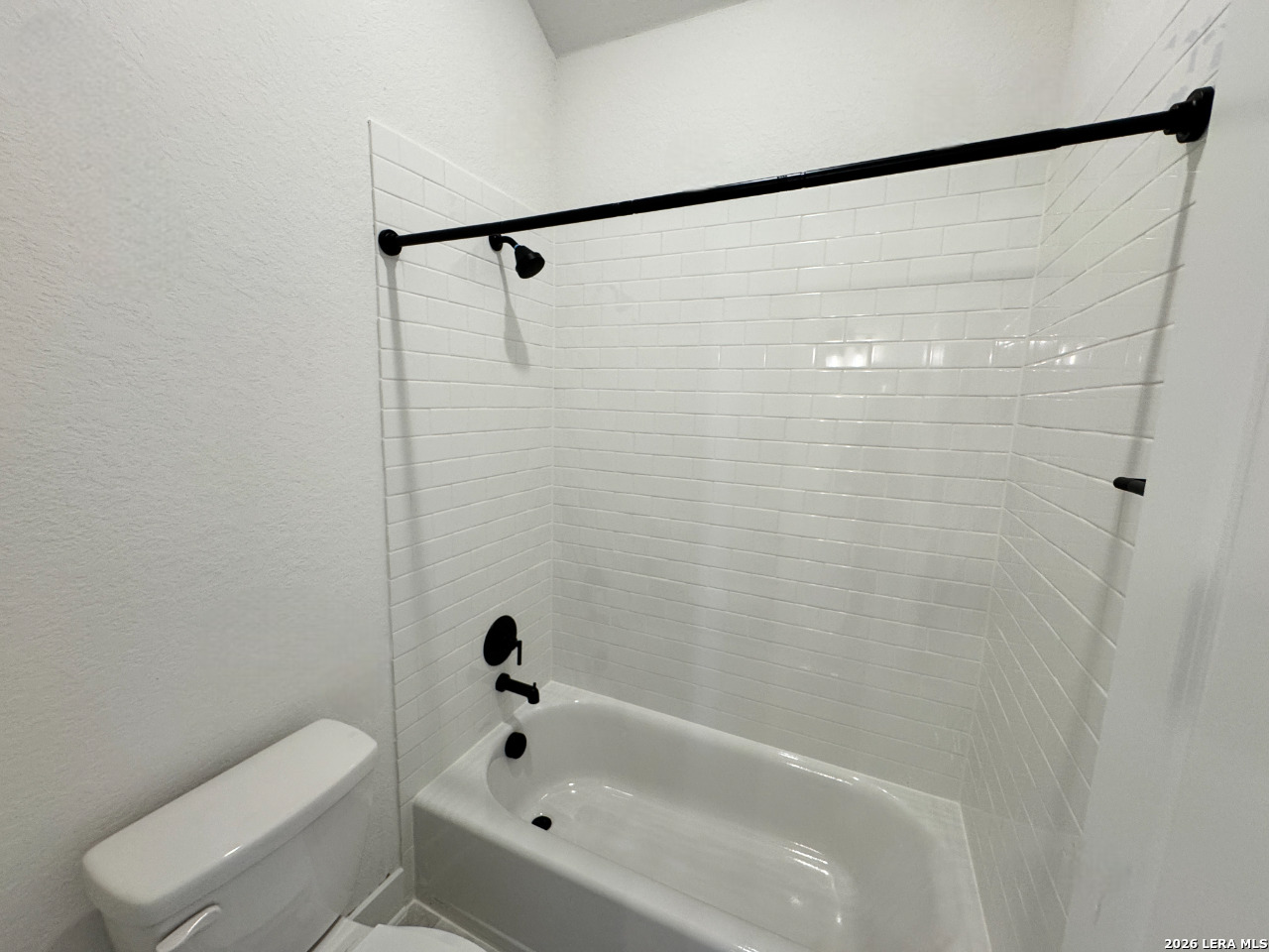 153 Megans Point Castroville, TX 78009 - Photo 18 of 24