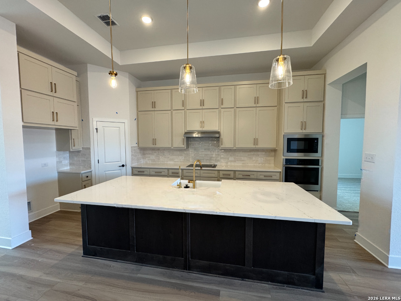 153 Megans Point Castroville, TX 78009 - Photo 6 of 24