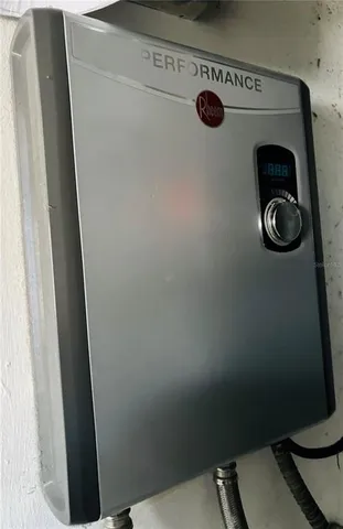 $217,777 | 28 Las Palmas Way, Kissimmee, FL 34743