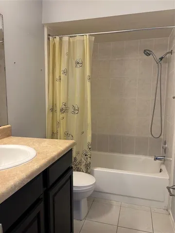 $217,777 | 28 Las Palmas Way, Kissimmee, FL 34743