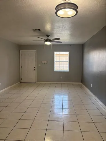 $217,777 | 28 Las Palmas Way, Kissimmee, FL 34743