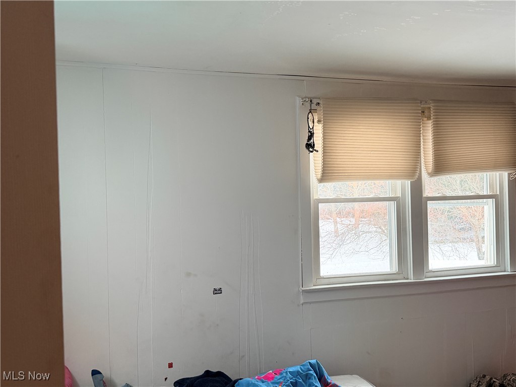6101 Green Road Ashtabula, OH 44004 - Photo 16 of 16 View of unfurnished bedroom
