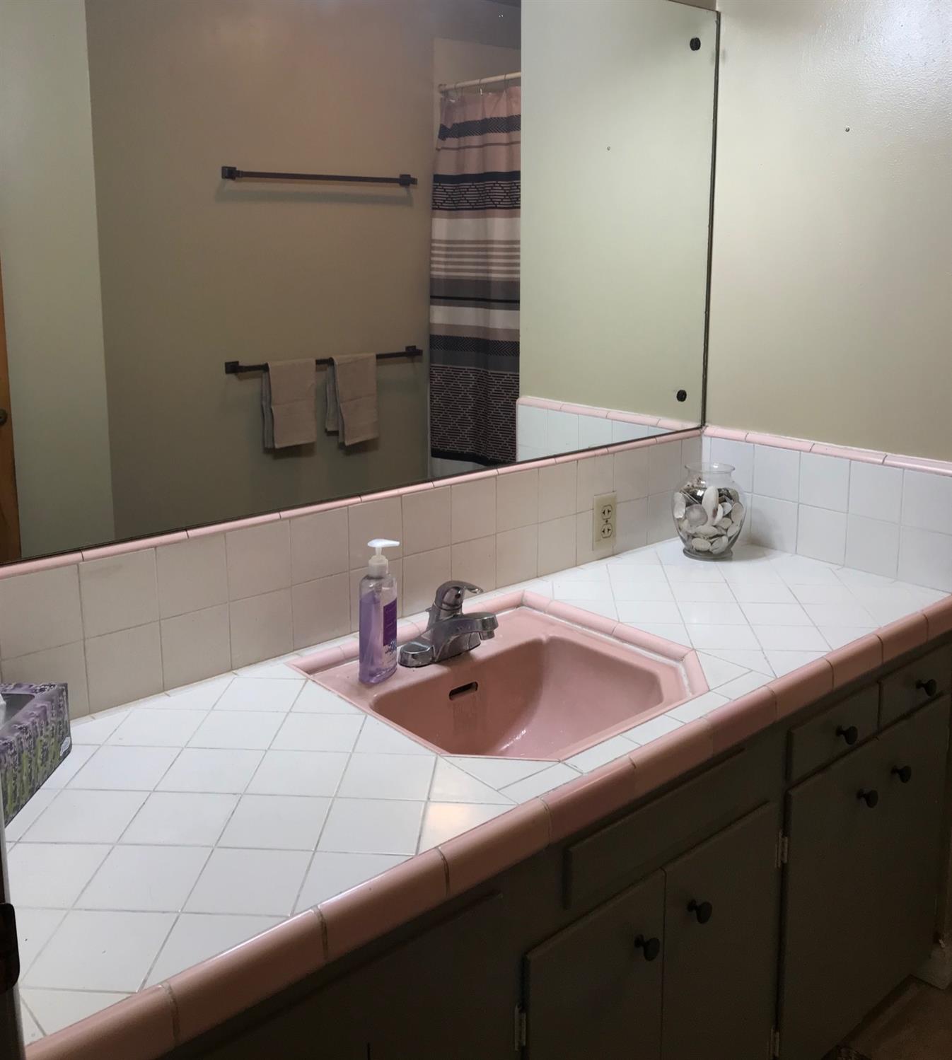 348 East Myrtle Avenue Reedley, CA 93654 - Photo 11 of 37 Gallery Image 11