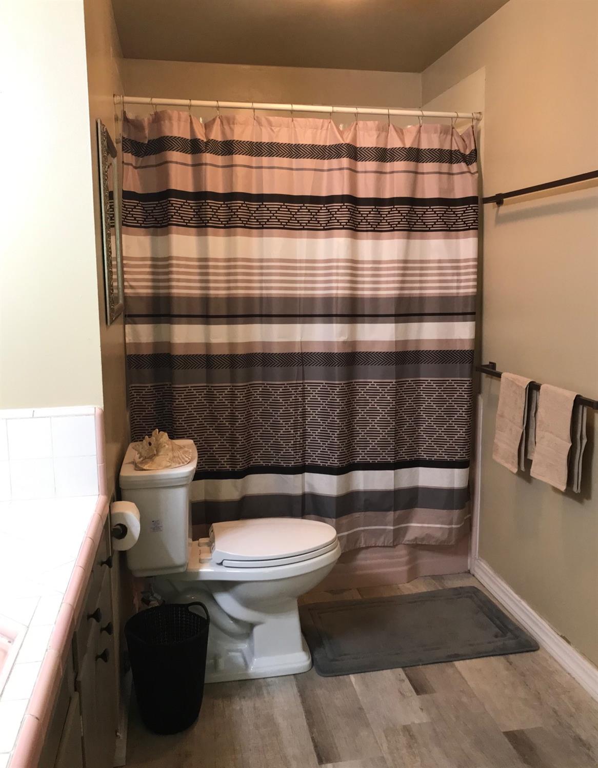 348 East Myrtle Avenue Reedley, CA 93654 - Photo 12 of 37 Gallery Image 12
