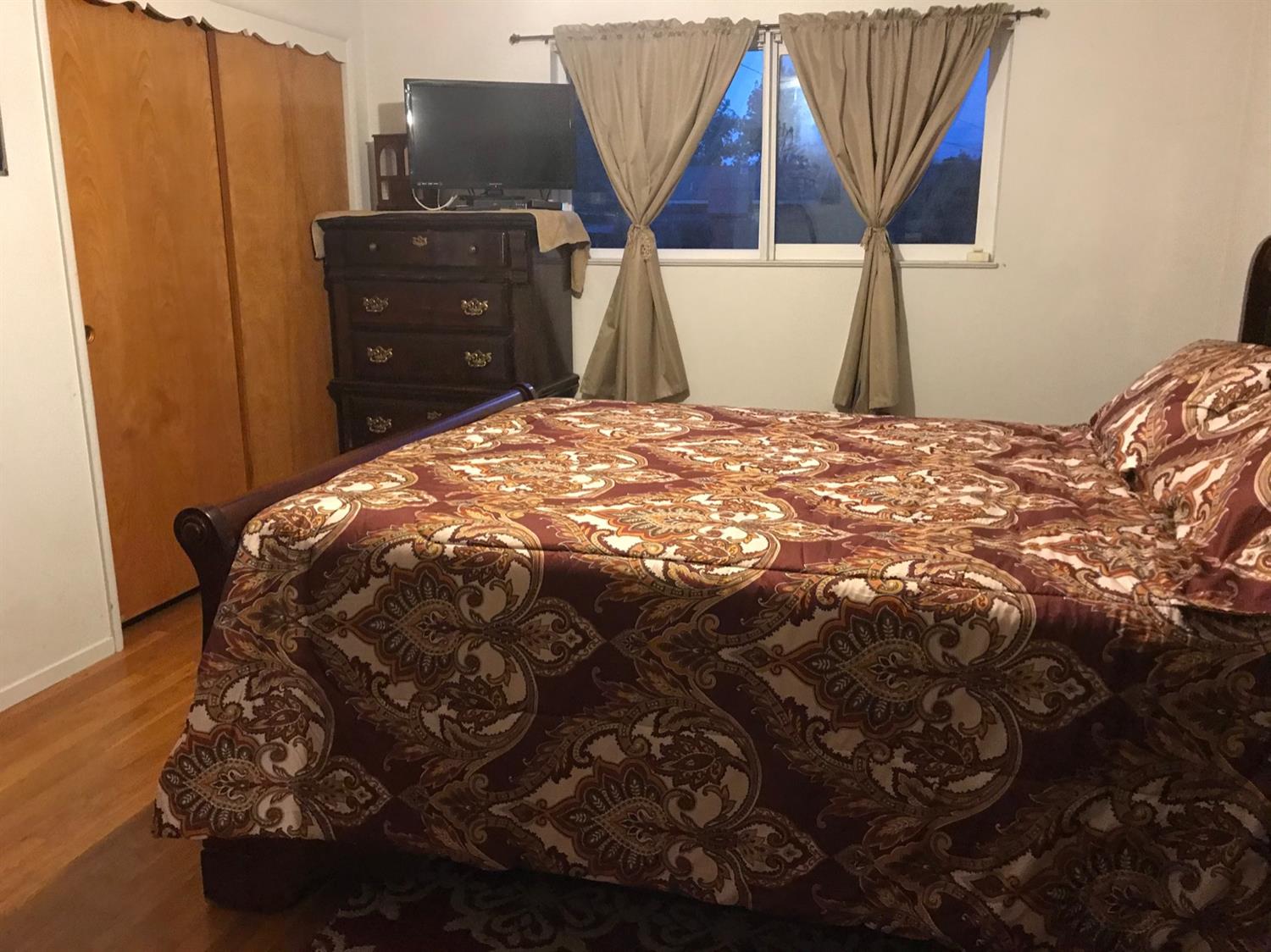 348 East Myrtle Avenue Reedley, CA 93654 - Photo 14 of 37 Gallery Image 14