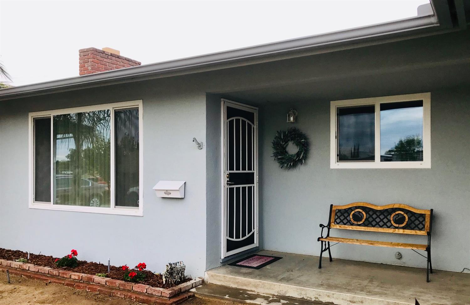 348 East Myrtle Avenue Reedley, CA 93654 - Photo 3 of 37 Gallery Image 3