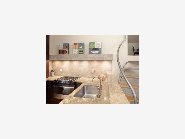 102 Middlefield Road Palo Alto, CA 94301 - Photo 3 of 9 Gallery Image 3