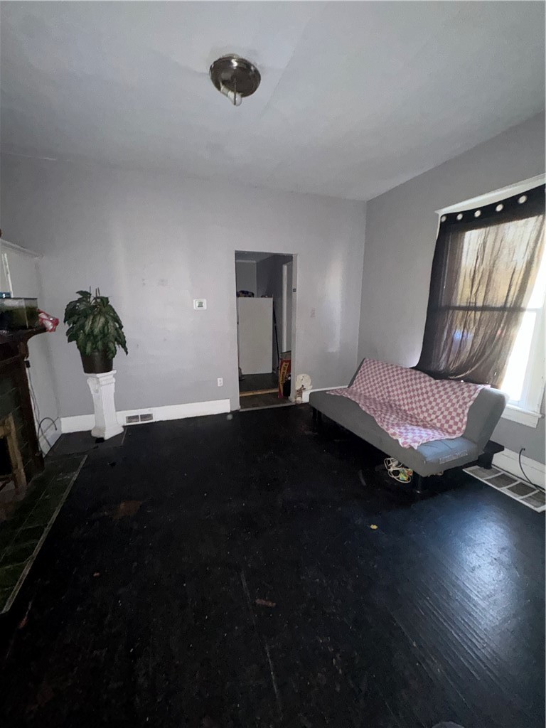 343 Murray Street Rochester, NY 14606 - Photo 11 of 15