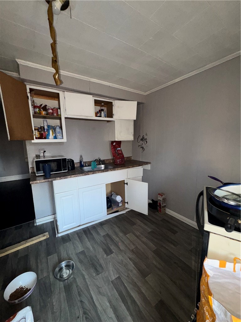 343 Murray Street Rochester, NY 14606 - Photo 12 of 15