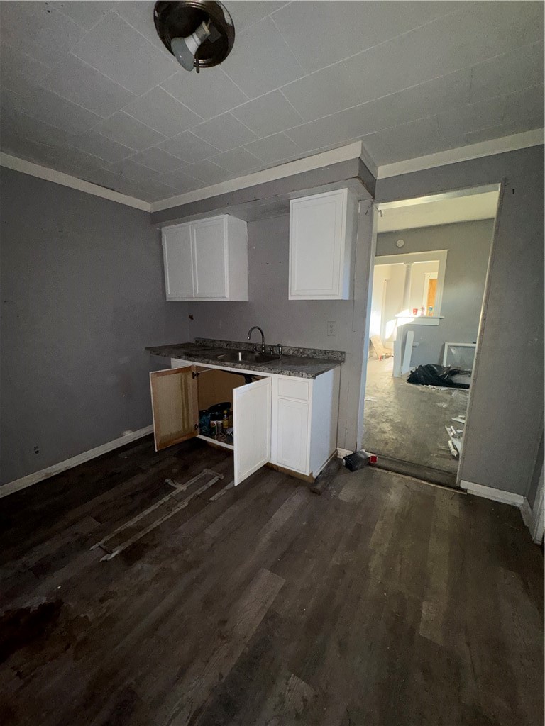 343 Murray Street Rochester, NY 14606 - Photo 5 of 15