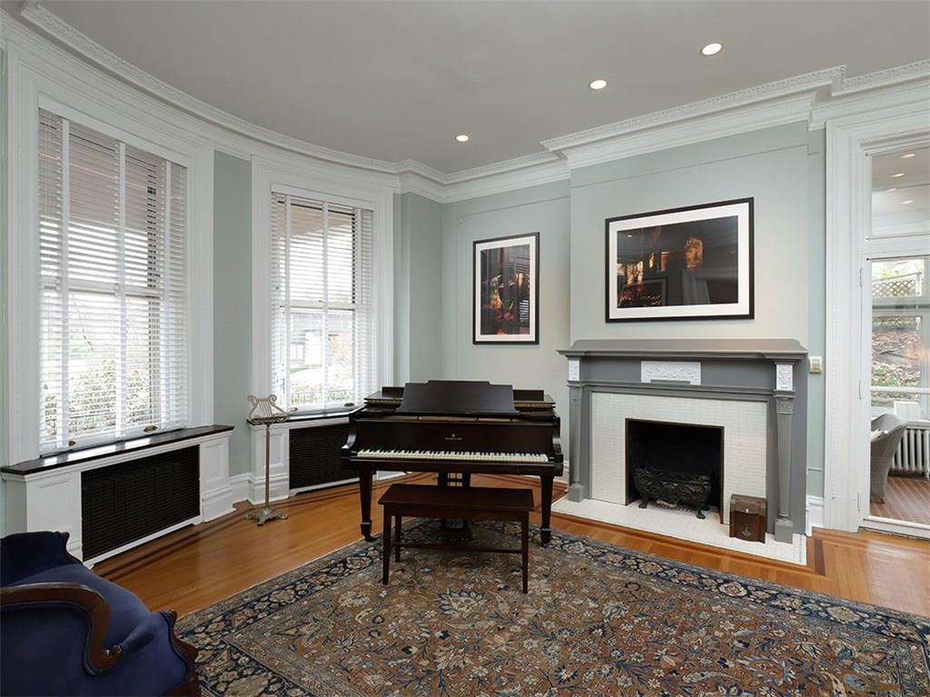 121 Woodland Road Pittsburgh, PA 15232 - Photo 9 of 25 Gallery Image 9
