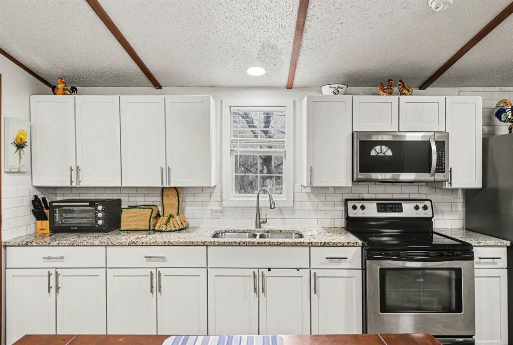 5591 County Road 920 Nevada, TX 75173 - Photo 9 of 35