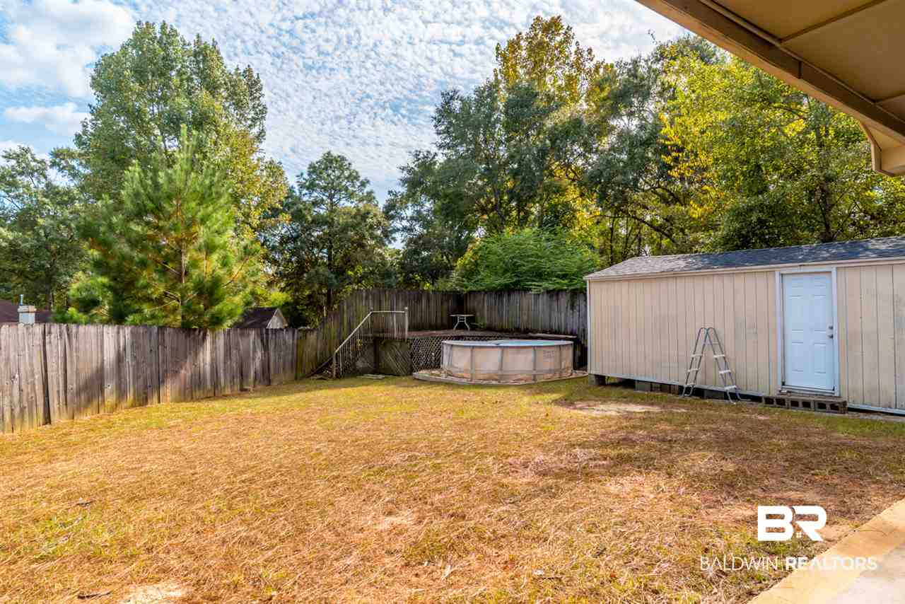 5717 Green Tree Road Mobile, AL 36609 - Photo 23 of 23 Fenced in Barkyard