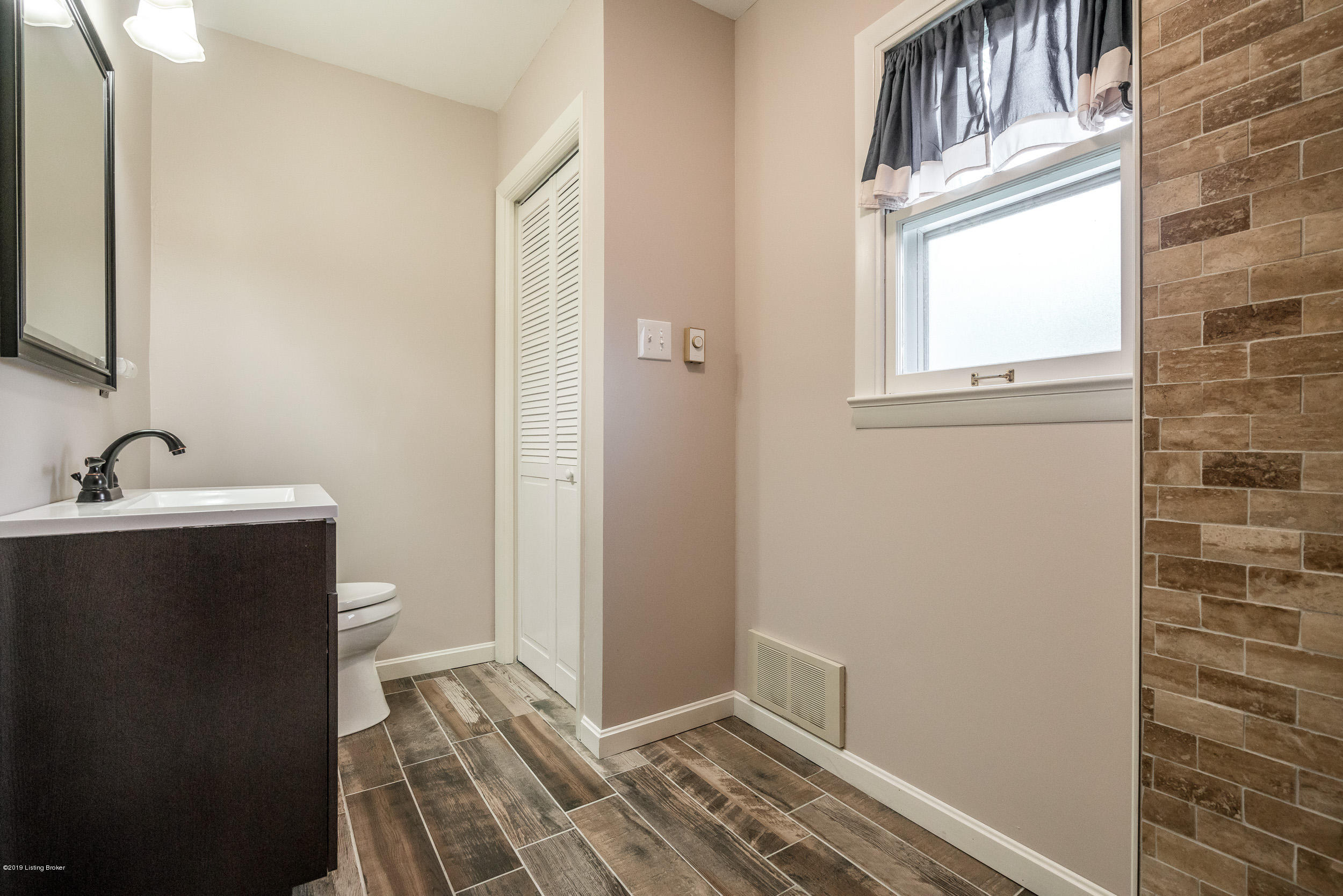 2914 Westfield Road Louisville, KY 40220 - Photo 29 of 42 2914 Westfield Rd-31