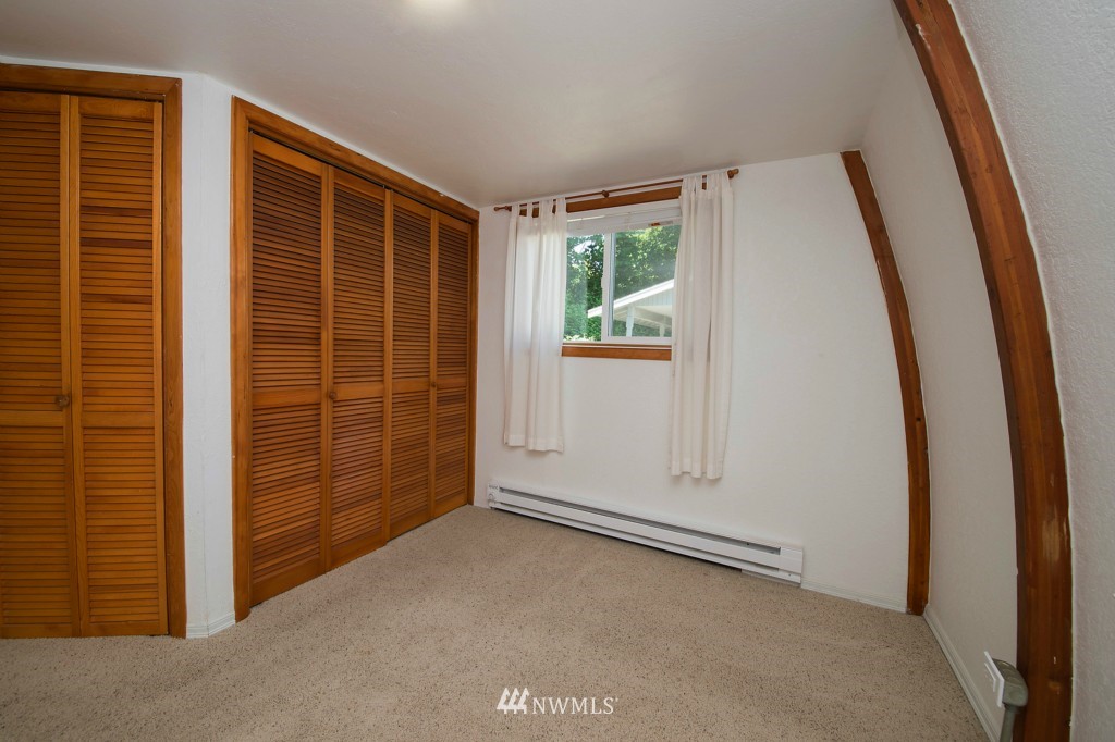 8111 Kispiox Road Blaine, WA 98230 - Photo 13 of 25 Gallery Image 13