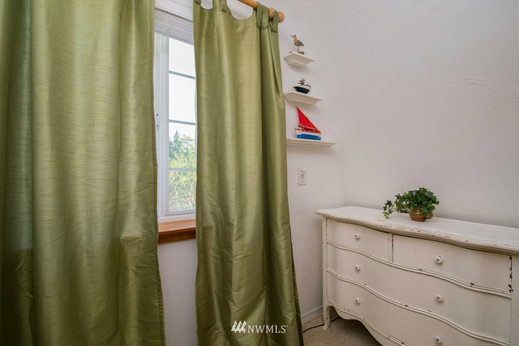 8111 Kispiox Road Blaine, WA 98230 - Photo 20 of 25 Gallery Image 20