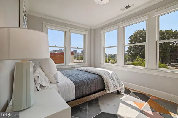 $4,250 | 3348 Prospect Street Northwest, Unit 4, Washington, DC 20007