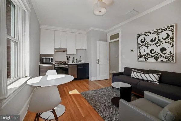 $4,250 | 3348 Prospect Street Northwest, Unit 4, Washington, DC 20007