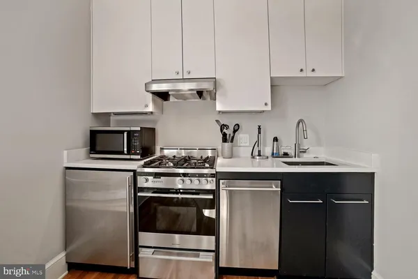 $4,250 | 3348 Prospect Street Northwest, Unit 4, Washington, DC 20007