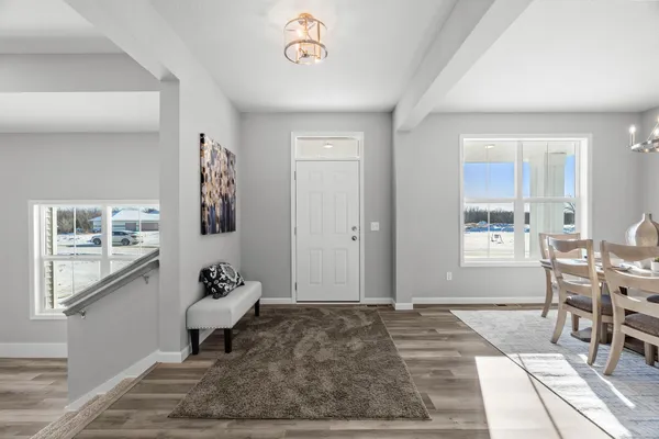 $629,900 | 913 Buffalo Street, Delano, MN 55328
