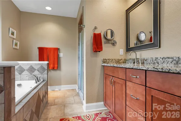 $1,175,000 | 123 Isuhdavga Court, Brevard, NC 28712