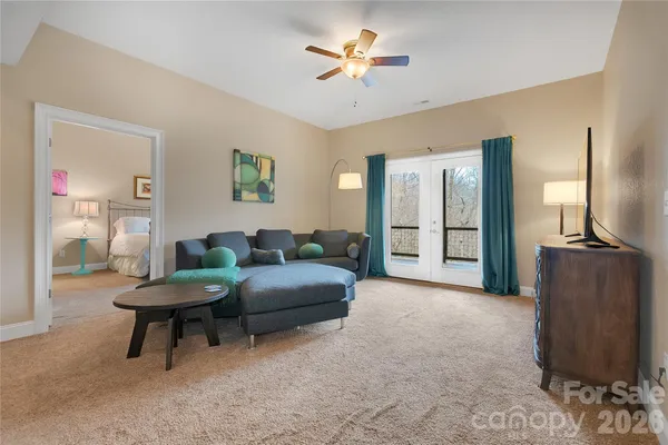 $1,175,000 | 123 Isuhdavga Court, Brevard, NC 28712