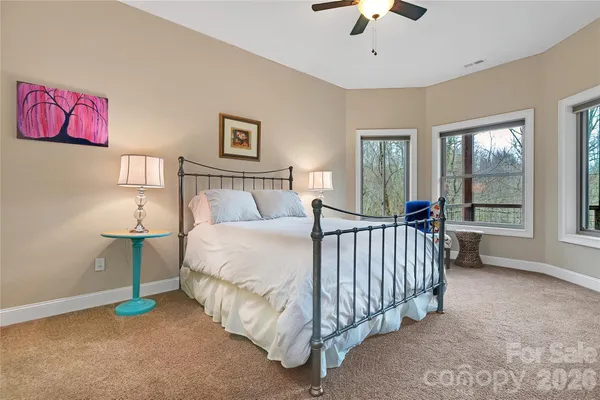 $1,175,000 | 123 Isuhdavga Court, Brevard, NC 28712