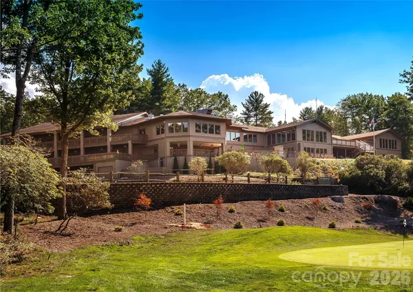 $1,175,000 | 123 Isuhdavga Court, Brevard, NC 28712