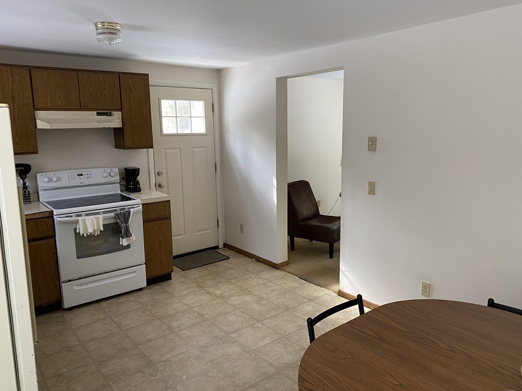 487 Montague Road Shutesbury, MA 01072 - Photo 5 of 26 Gallery Image 5