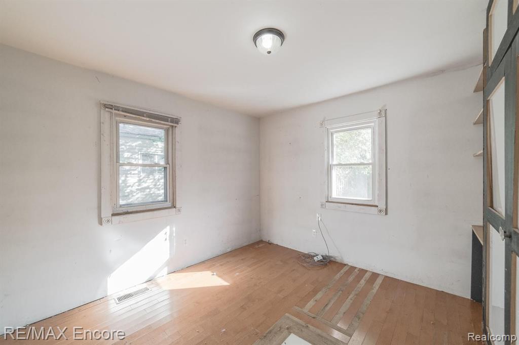 3195 Gerald Avenue Rochester Hills, MI 48307 - Photo 17 of 23