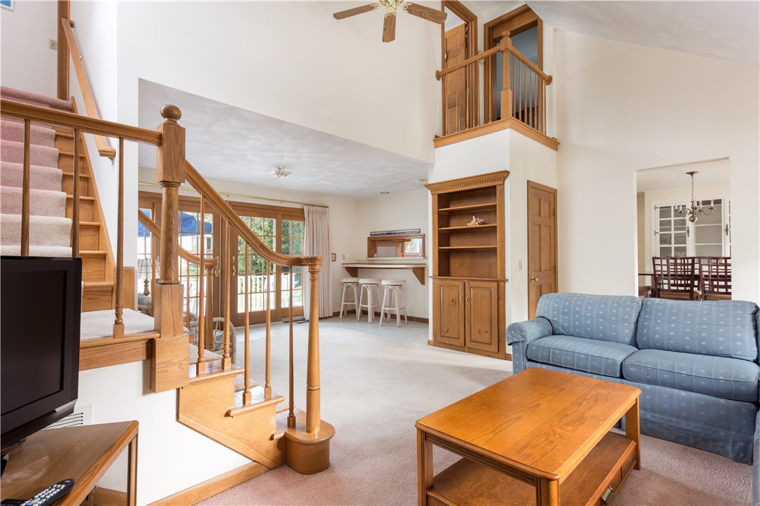 89 Viewesta Road Warwick, RI 02886 - Photo 9 of 30