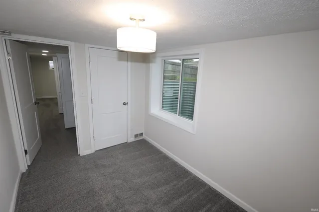 $189,900 | 2410 East 3rd Street, Mishawaka, IN 46544