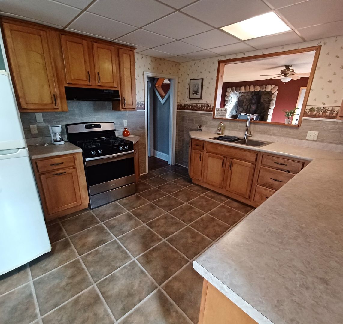 701 East 9th Street Kewanee, IL 61443 - Photo 16 of 56