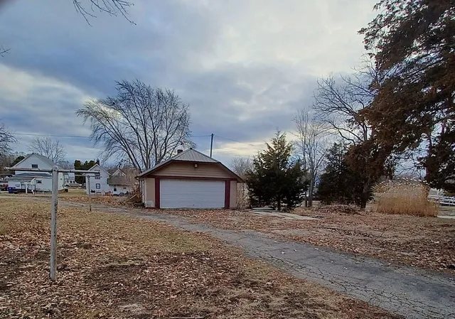 $129,000 | 701 East 9th Street, Kewanee, IL 61443