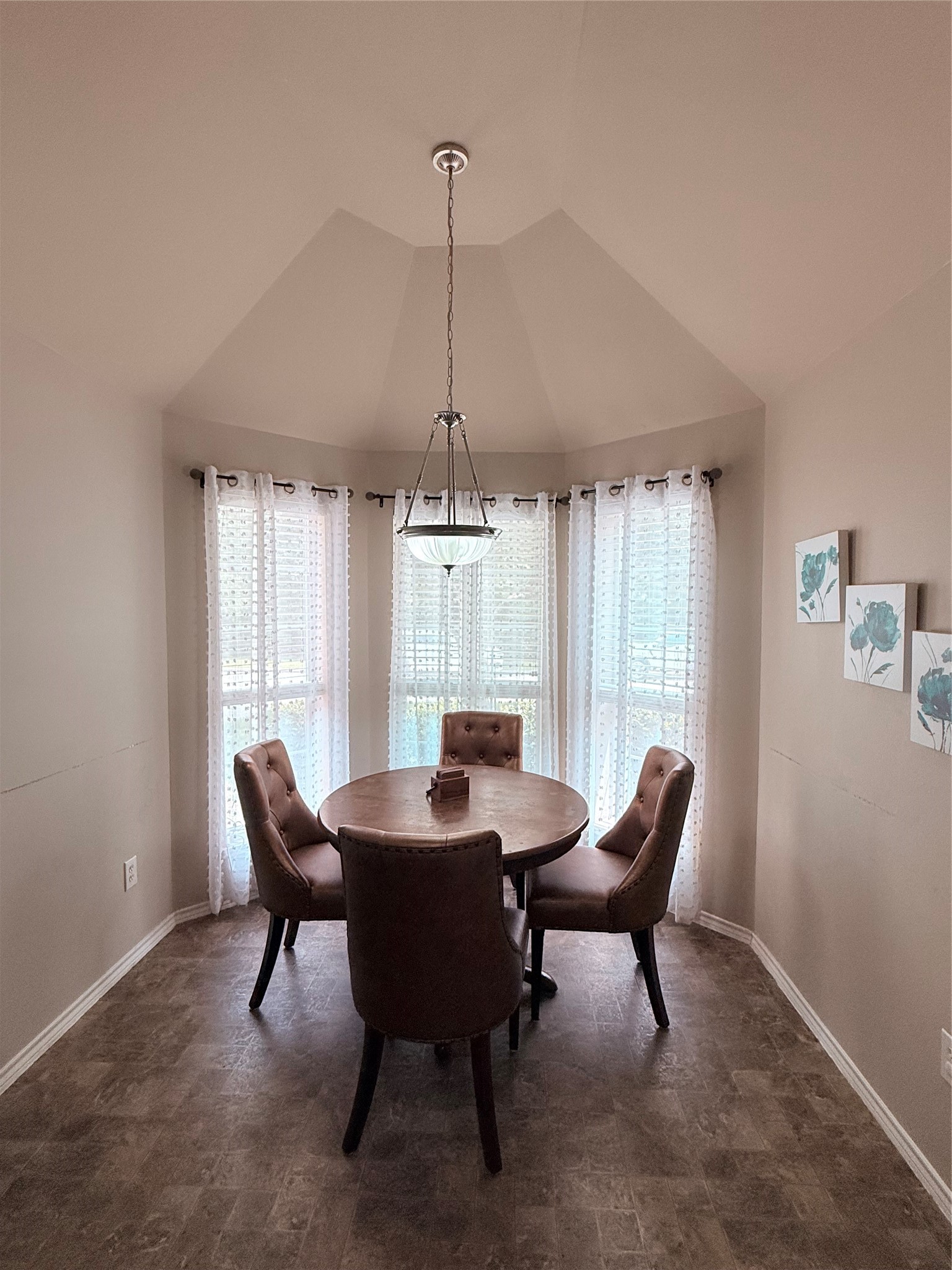 2327 Kylie Court Spring, TX 77386 - Photo 4 of 15 a dining room with furniture and window
