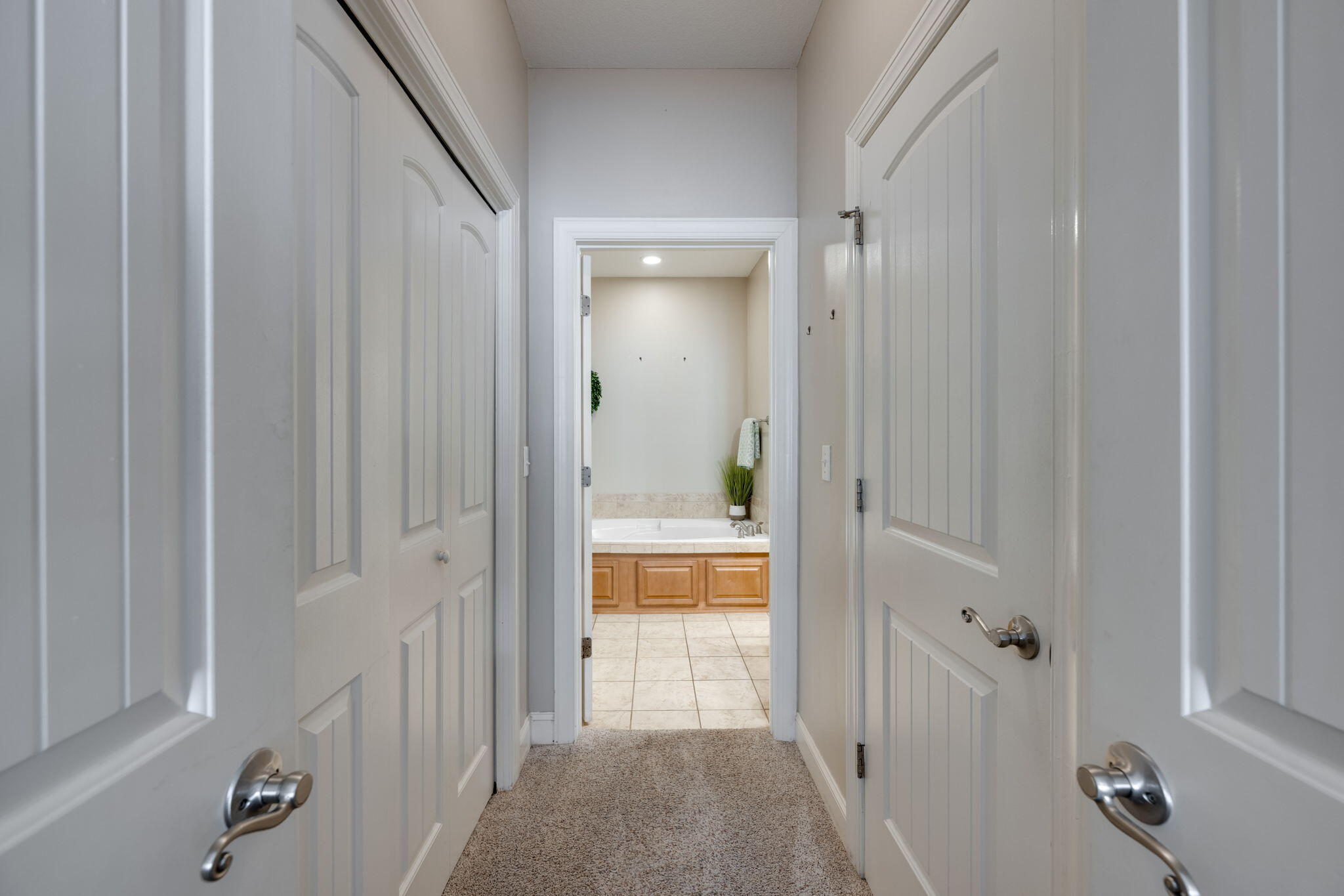 5388 Mandarin Circle Hixson, TN 37343 - Photo 22 of 44 25-web-or-mls-DSC_9571-58