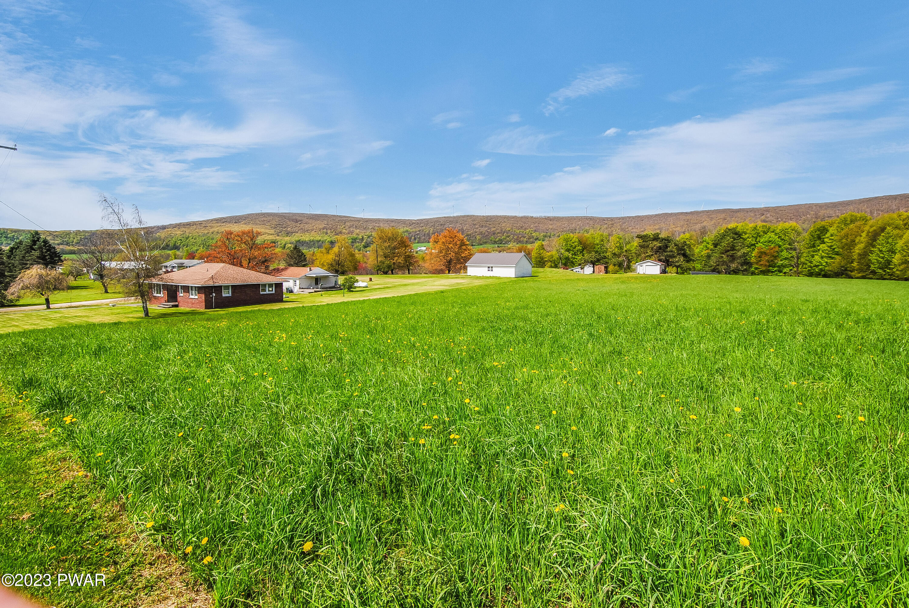 6 Burrier Road Waymart, PA 18472 - Photo 3 of 33 DSC_0322