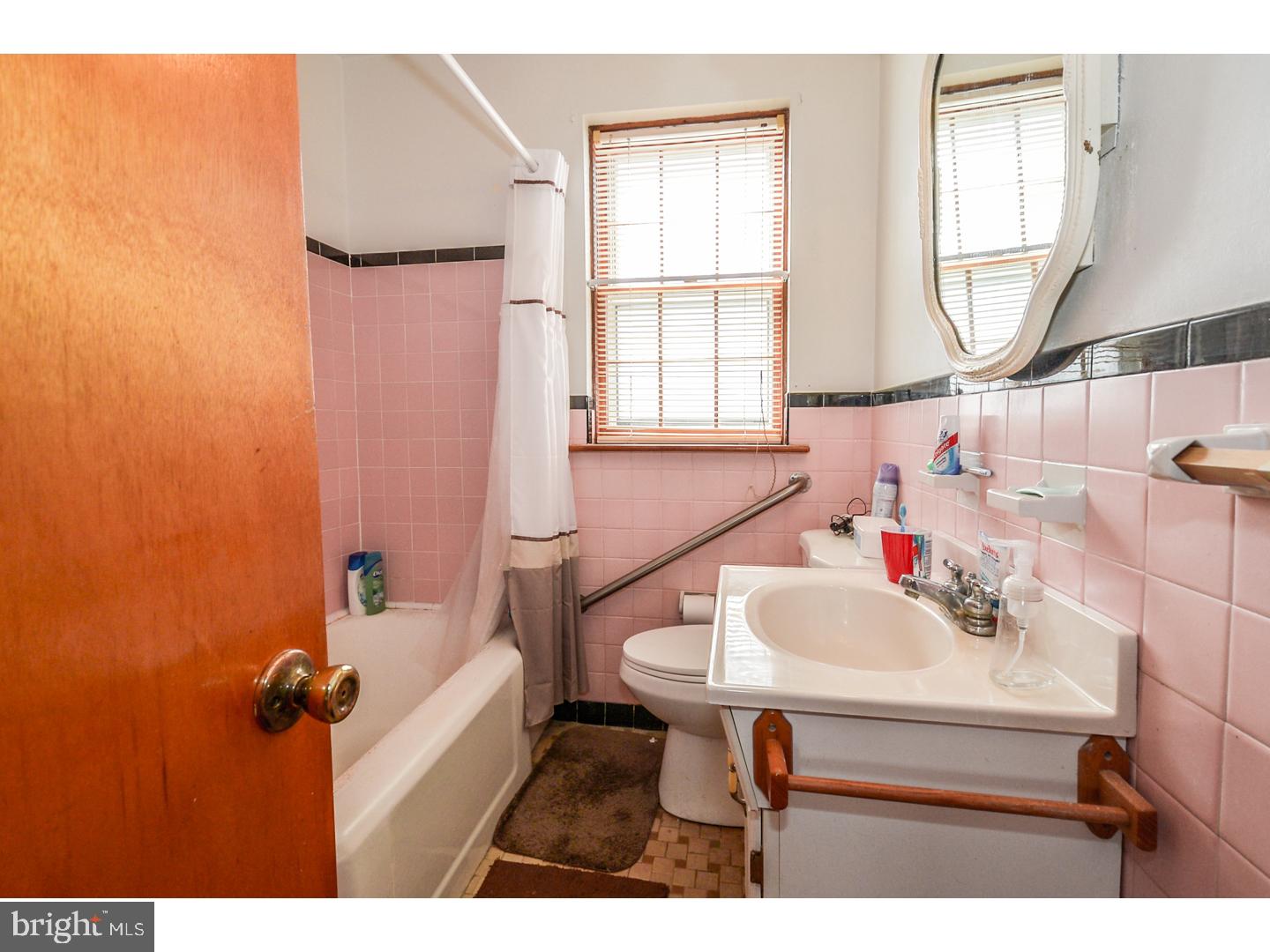 9208 Annapolis Road Philadelphia, PA 19114 - Photo 11 of 17 Gallery Image 11