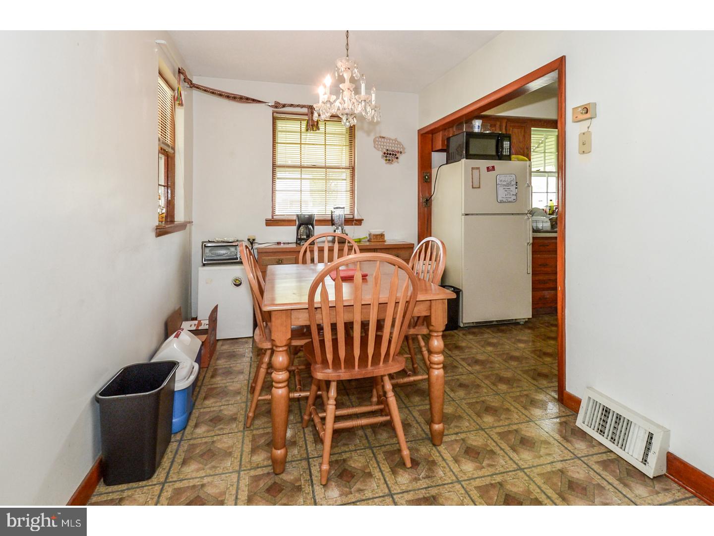 9208 Annapolis Road Philadelphia, PA 19114 - Photo 5 of 17 Gallery Image 5