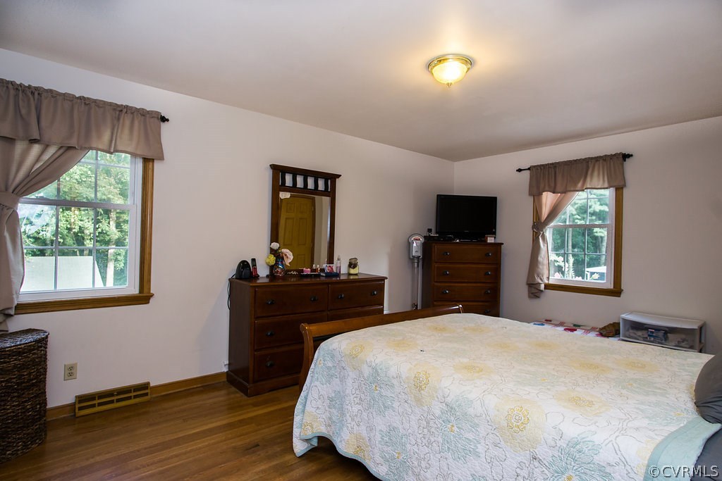421 Charlemagne Road Midlothian, VA 23114 - Photo 8 of 19 Master bedroom with over head lighting and hardwoo