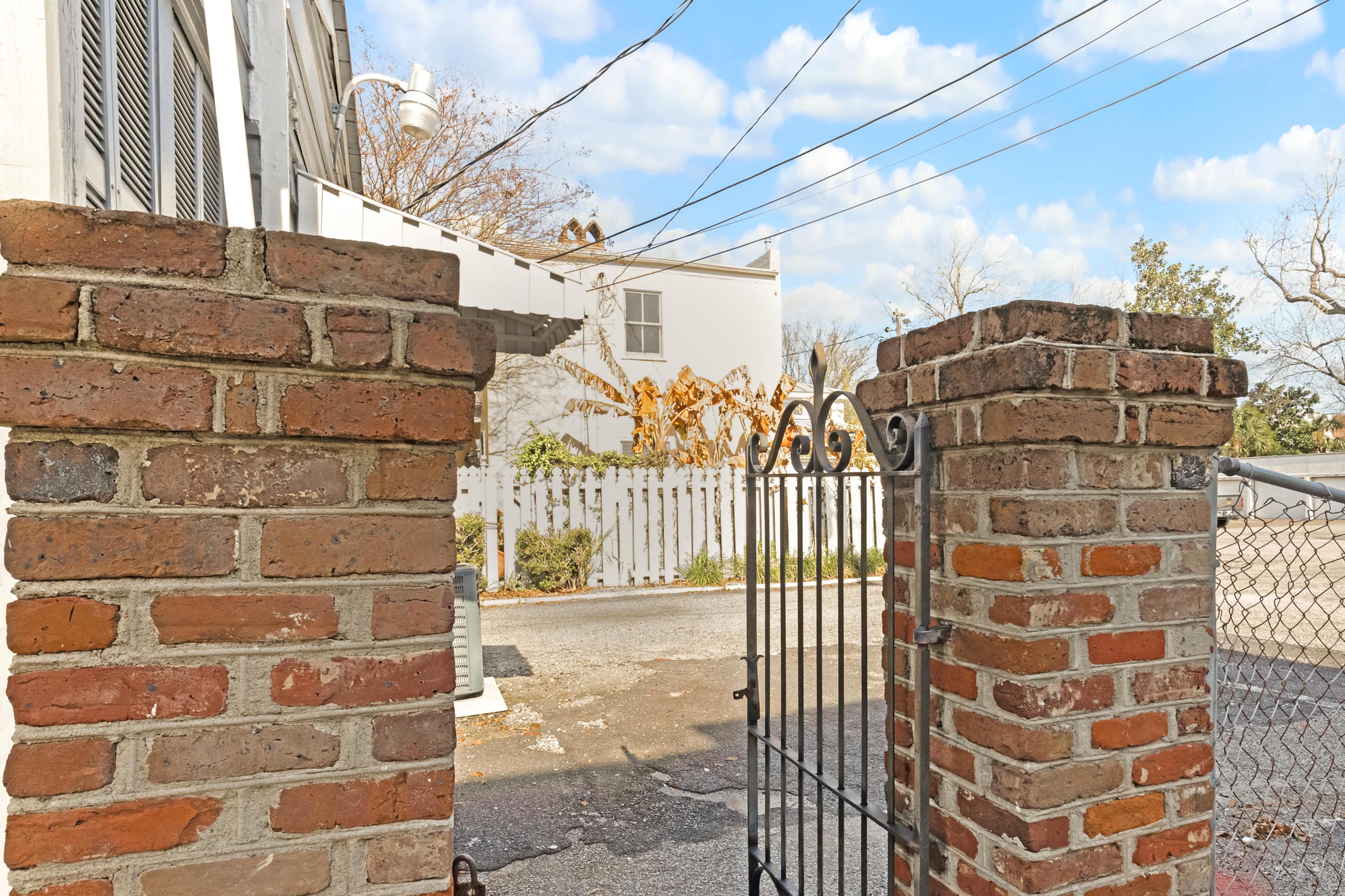 12 Magazine Street Charleston, SC 29401 - Photo 18 of 22 12 Magazine_Low Res-4