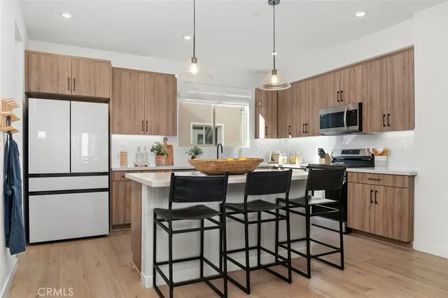 $1,099,000 | 32078 Paseo Vibrantre, San Juan Capistrano, CA 92675