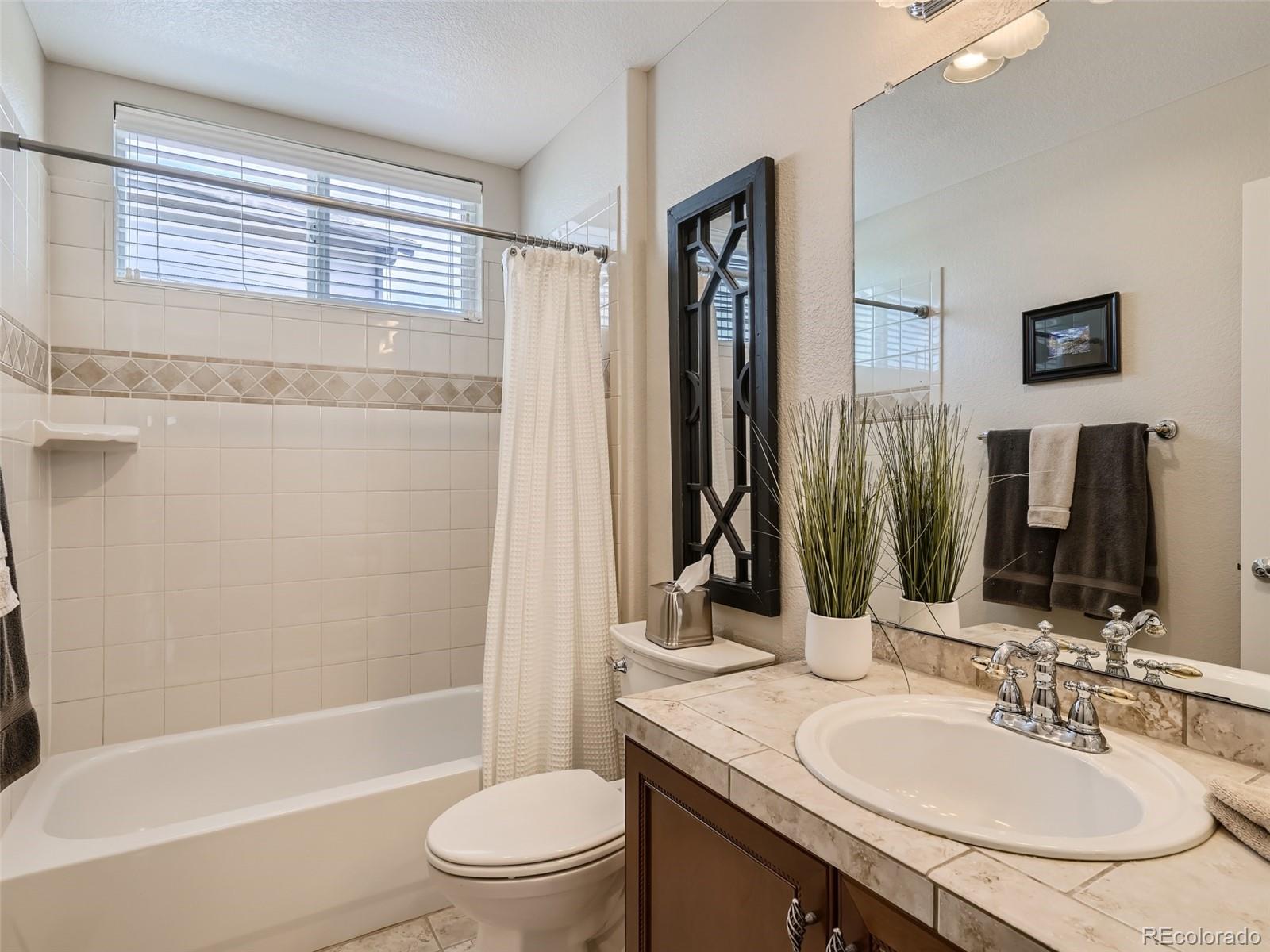 4875 Bluegate Drive Highlands Ranch, CO 80130 - Photo 13 of 32 Gallery Image 13