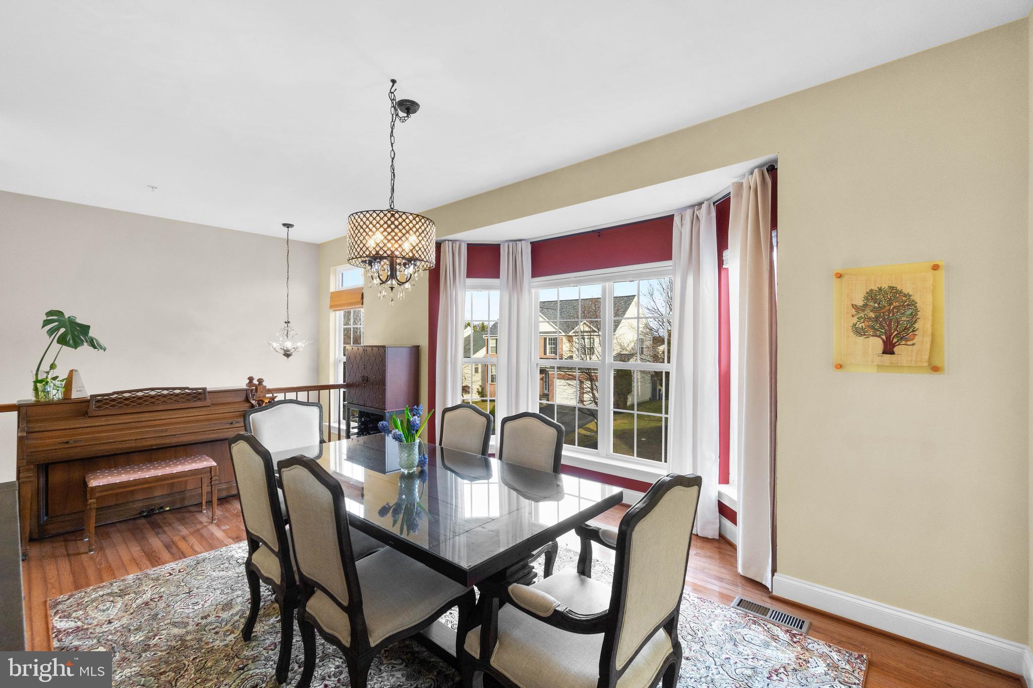 8022 Four Quarter Road Ellicott City, MD 21043 - Photo 8 of 36 Dining Room