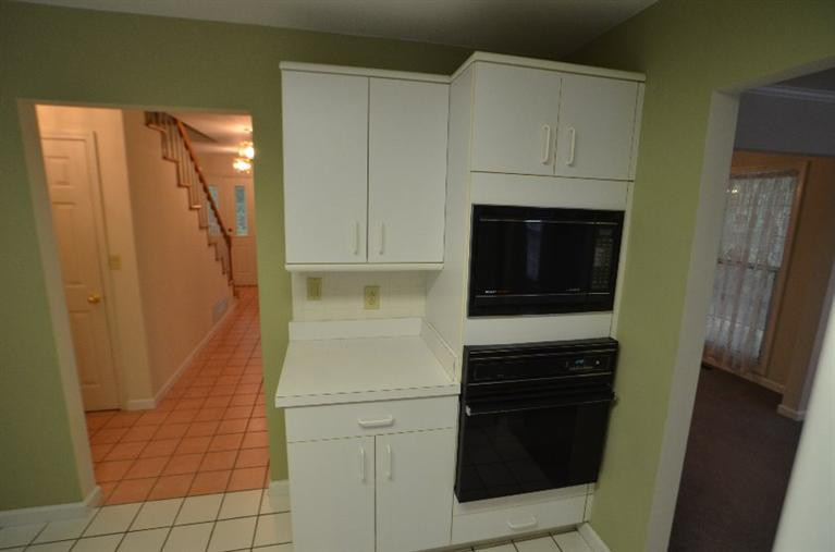 655 Caudill Road Stanton, KY 40380 - Photo 32 of 60 Built in appliance!