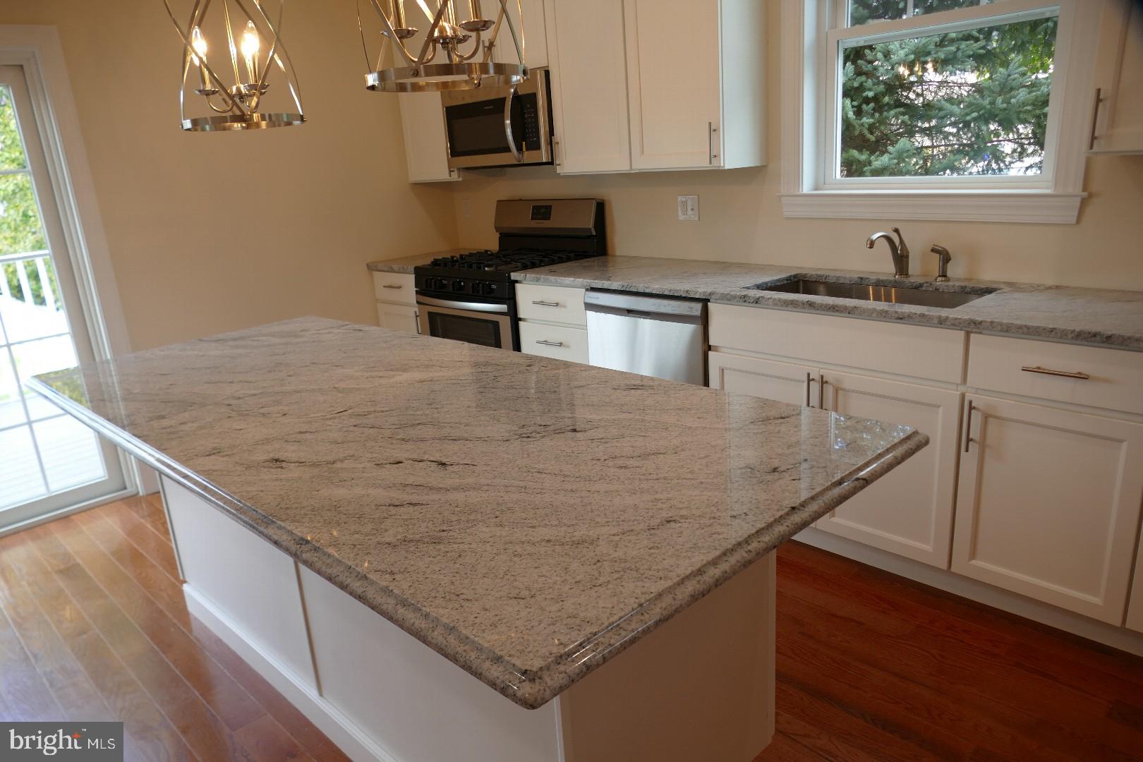 9134 Old Newtown Road Philadelphia, PA 19115 - Photo 10 of 38 Gallery Image 10
